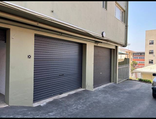 2 BEDROOM APARTMENT FOR SALE IN ESSENWOOD